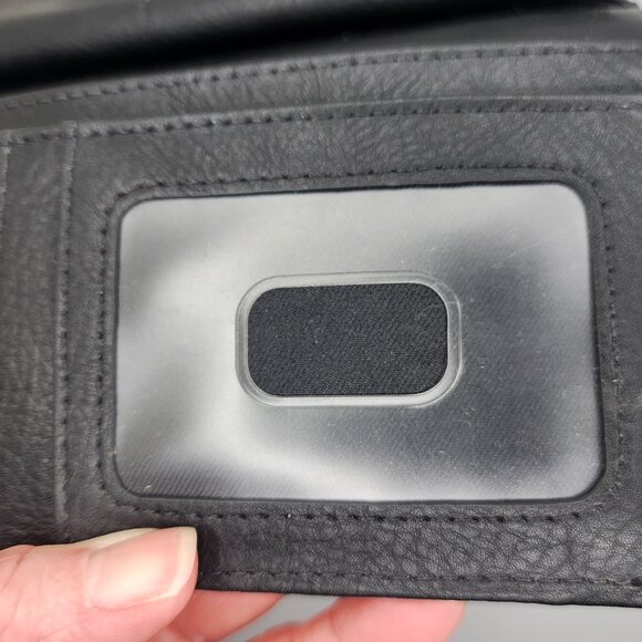 Fossil Black Pebbled Leather Full-Sized Wallet with Gold Hardware - Picture 6 of 10